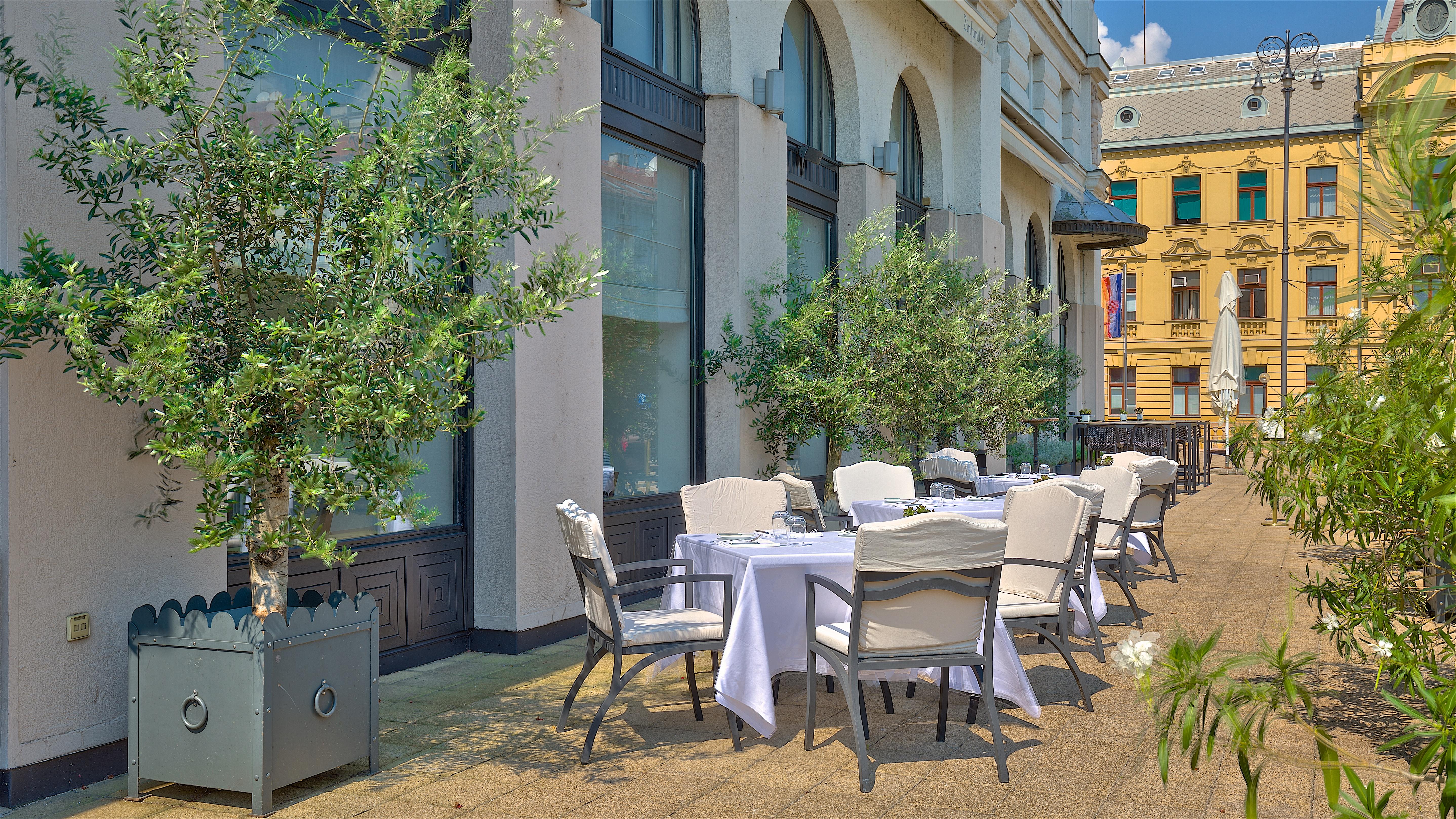 Esplanade Hotel